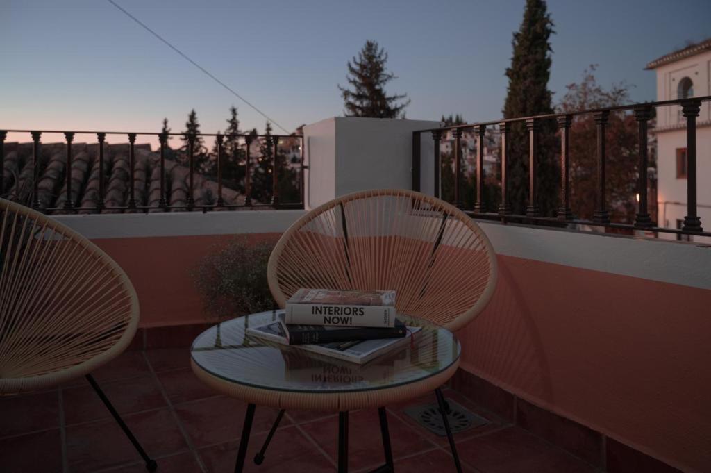 Suites Jardines De La Alhambra Granada Buitenkant foto